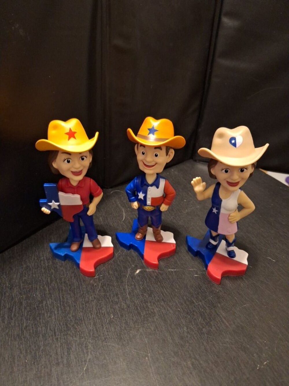 Texas Essentials Lone Star Bobblehead Lot of 3 – Cowgirl, Cowboy & Bestie – NEW - Picture 2 of 2